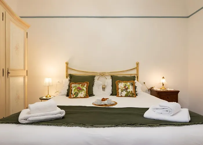 Lungarno Vespucci - Charming Italy Tour Apartment *