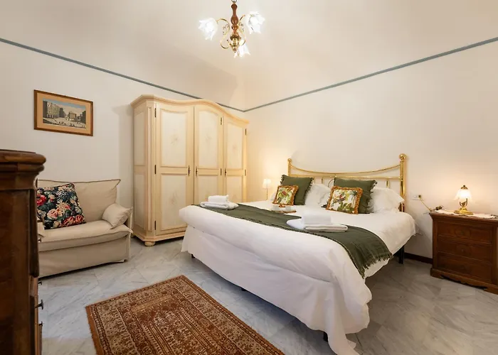 Lungarno Vespucci - Charming Italy Tour Apartment Florence